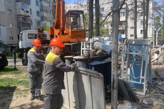 З 9 по 15 травня аварійні бригади ДТЕК повернули світло 107 тисячам будинків на Київщині, Донеччині, Одещині та Дніпропетровщині