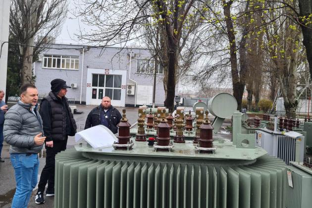 Західні партнери передали «Миколаївобленерго» 169,7 тон  трансформаторів, генераторів кабелю та трансформаторної оливи