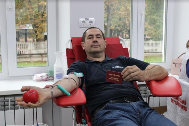 Майже 1,3 тисяч працівників ДТЕК Енерго Ріната Ахметова стали донорами крові для ЗСУ 