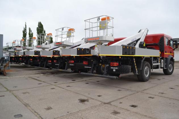 «Миколаївобленерго» поповнило автопарк спецтехніки