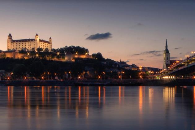 ОДНА КОМПАНІЯ НА ТРИ КРАЇНИ: Як краще імпортувати електроенергію?