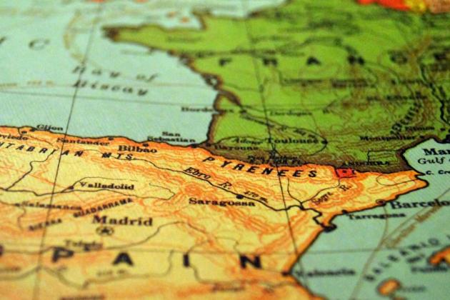 Немає більше Піренеїв!*