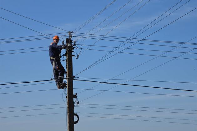 Power Grid Status: Severe Weather Blackouts in 40 Settlements, Consumers Urged to Shift Heavy Appliance Use to Daytime