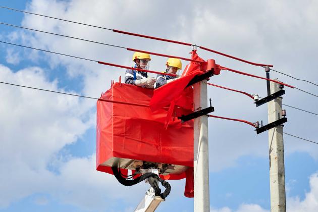Half a million families back with power: where DTEK energy workers pulled off the impossible under shelling this week